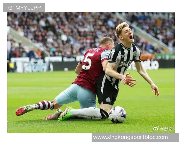 利物浦后卫引援受挫纽卡斯尔欲续约博特曼与利夫拉门托 利物浦后卫引援受挫纽卡斯尔欲续约博特曼与利夫拉门托