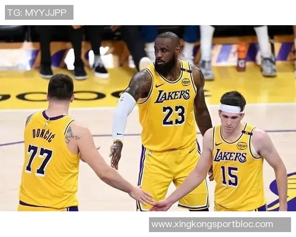 文班人气爆棚却仅获22场全美直播老詹等巨星直播场次高达34次