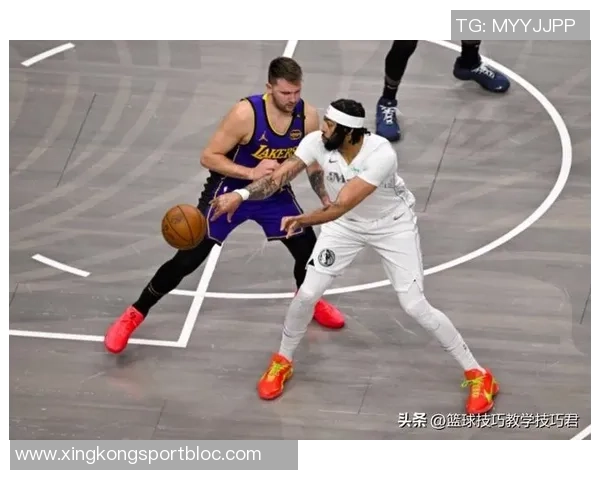 浓眉背靠背砍下30创独行侠生涯新高表现引发热议