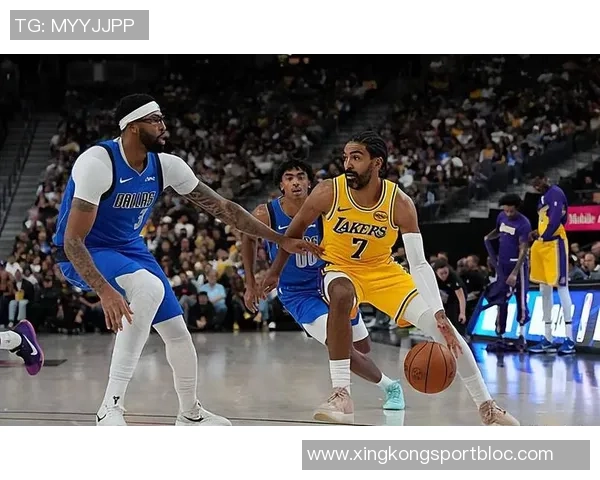 文森特强调里夫斯的重要性期待他在进攻端继续发挥个人风格