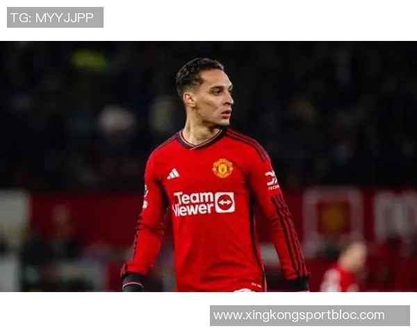 曼联正式签约德比郡青年队16岁门将查理哈迪开启新篇章