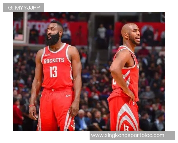 保罗谈与哈登的默契配合称一起打球的时光令人愉悦